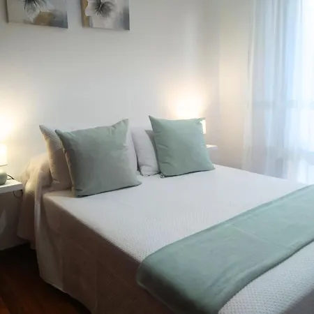 Apartamento Ziralla Con Garaje Gratis Allariz Esterno foto
